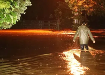 Sakarya’da sağanak taşkınlara neden oldu