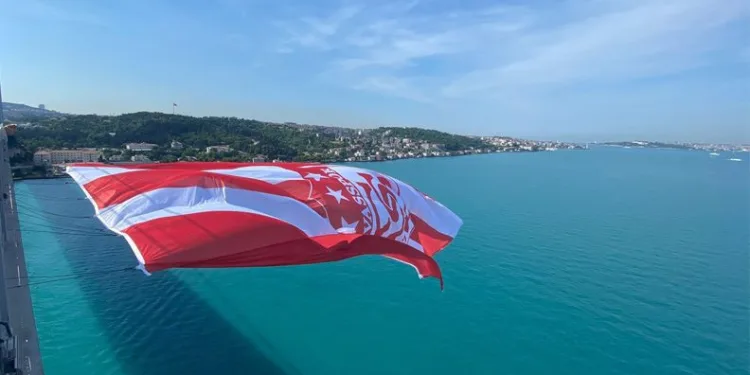 Sivasspor’un bayrağı İstanbul’da dalgalandı