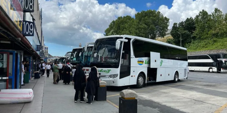 Otogarlarda bayram hareketliliği başladı