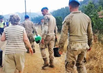 Marmaris yangınında tahliyeler başladı