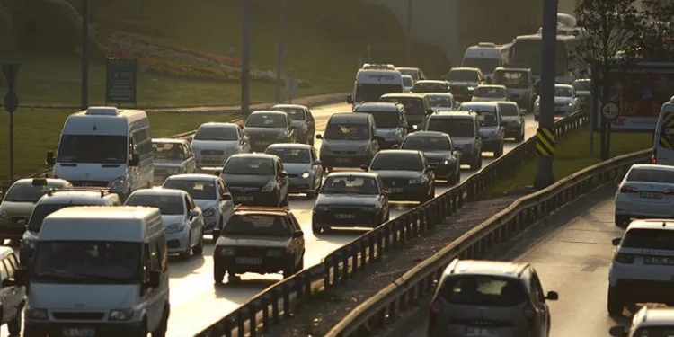 Trafiğe kaydedilen araç sayısı azaldı