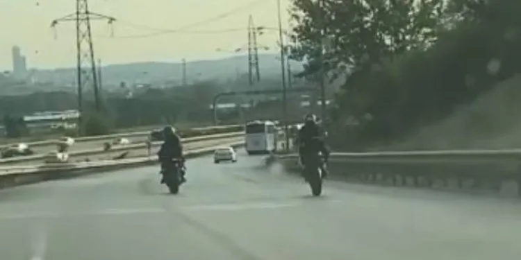 Bursa’da motorcuların tehlikeli yolculuğu