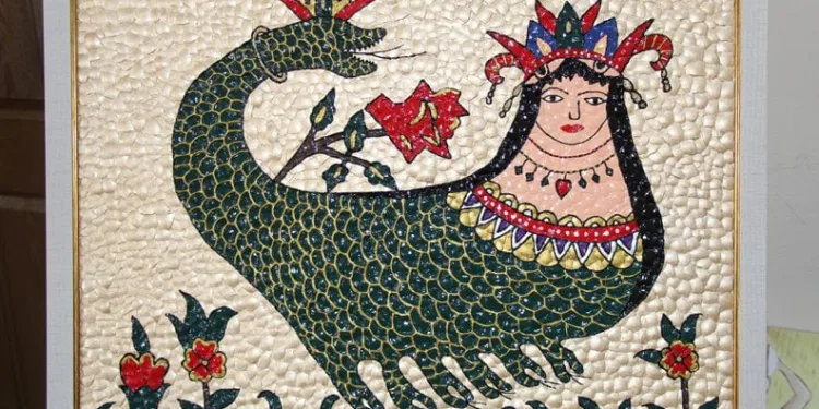 Yumurta kabuğundan sanat eserine dönüştü