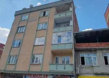 Bursa’da 9 aylık bebek beşinci kattan düştü