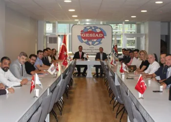 Ahmet Kılıç’tan GESİAD’a ziyaret