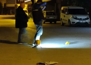 Bursa’da mobilya imalathanesine silahlı saldırı