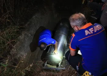 Yayılan doğal gaz kokusu paniğe neden oldu