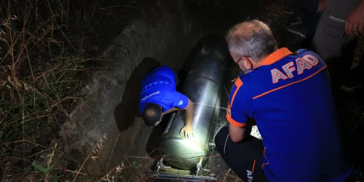 Yayılan doğal gaz kokusu paniğe neden oldu