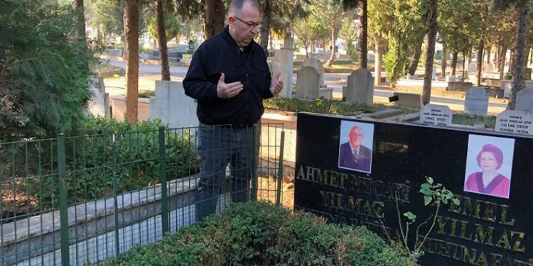 Bursa’da mezar açtıran babalık davasında karar