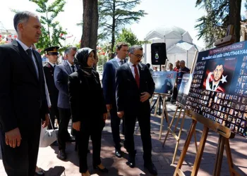 Bursa İnegöl’de 15 Temmuz fotoğraf sergisi