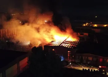 Bursa’da fabrikada patlama sonrası yangın