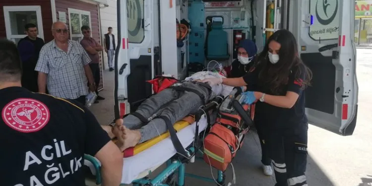Bursa’da motosikletler çarpıştı: 1’i ağır, 3 yaralı