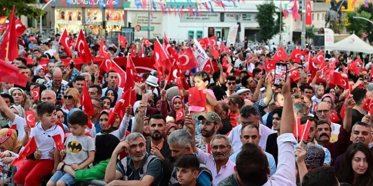 Bursa’da 15 Temmuz’da meydanlar doldu