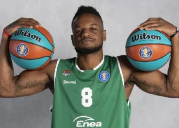 TOFAŞ Cecil Williams’ı transfer etti