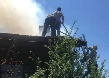 Orhaneli’nde korkutan yangın