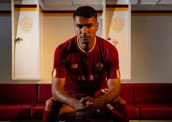 Bursaspor alt yapısında yetişen Zeki Çelik Roma’ya imza attı
