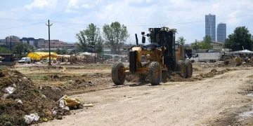Osmangazi’de kurban satış yerlerindeki atıklar temizlendi