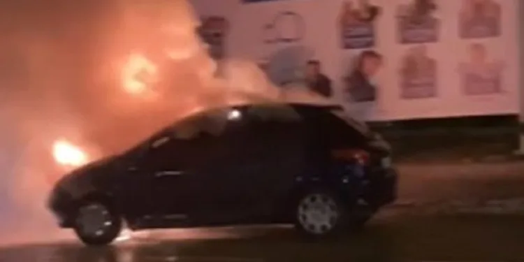 Bursa’da seyir halindeki otomobil alev alev yandı