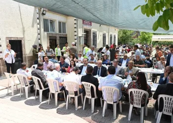 Bursa’da kavurma kazanları birlik için kaynadı
