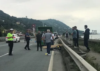 Rize’de otomobil çarptığı yaya öldü