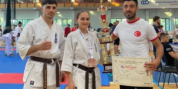 Bursa Yıldırımlı sporcudan üçüncülük