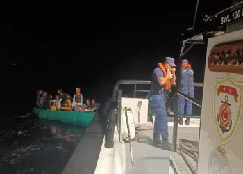 Çanakkale ve Balıkesir’de 119 düzensiz göçmen kurtarıldı