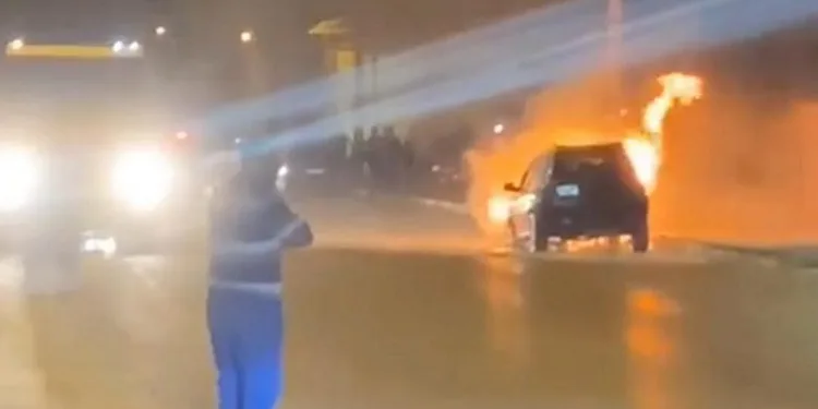 Bursa’da seyir halindeki araçta yangın