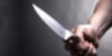 Tartıştığı eşini, kayınvalidesini ve kayınpederini bıçakladı