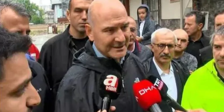 Bakan Soylu Esenyurt’ta sel bölgesinde