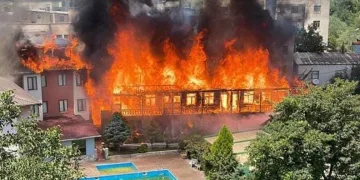 Artvin Yusufeli’de otel yangını