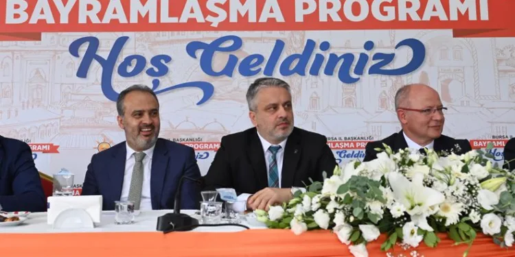 AK Parti Bursa’dan geleneksel bayramlaşmada