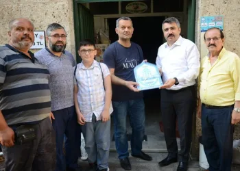 Başkan Yılmaz bayramı Tatbikat Camii’nde