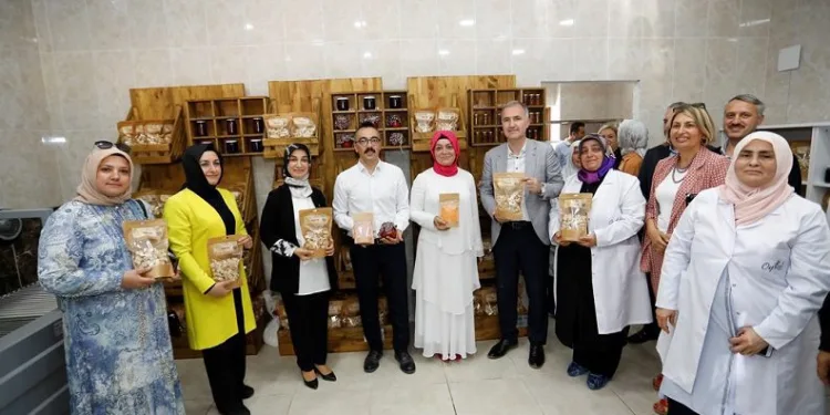 İnegöl’de tarım kadın girişimcilerle güzelleşiyor