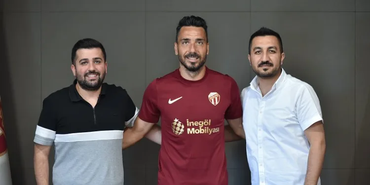 İnegölspor Yılmaz Özeren ile anlaştı
