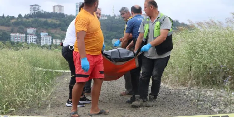 Samsun’da denizde erkek cesedi bulundu