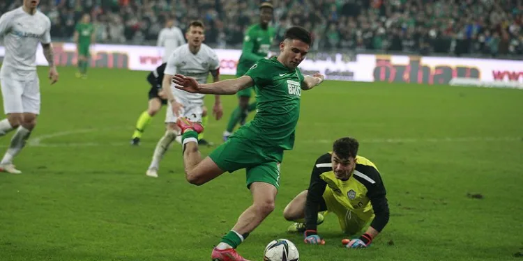 Bursaspor Kulübü Başkanı Ömer Furkan Banaz’dan Tuğbey Akgün açıklaması