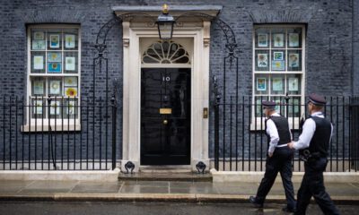 İngiltere'de başbakana istifa baskısı