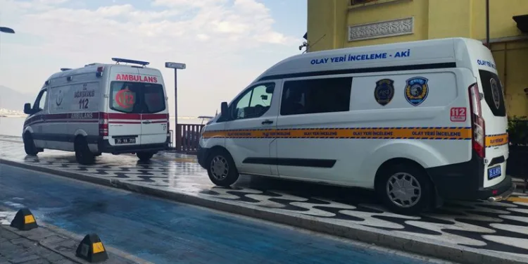 İzmir’de denizde erkek cesedi bulundu