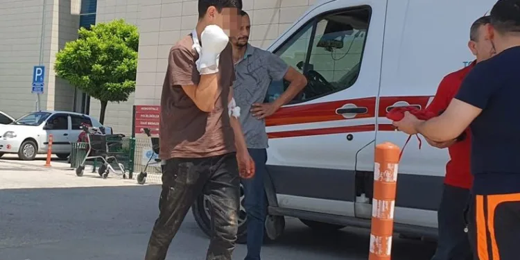 Bursa’da kasapta elini kıyma makinesine kaptırdı