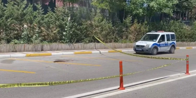 Balıkesir’de bıçaklı kavga: 2 kişi hayatını kaybetti