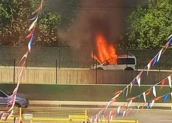 Bursa’da seyir halindeki araçta yangın
