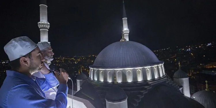 Bu gece 00.13’te tüm camilerden sela okunacak