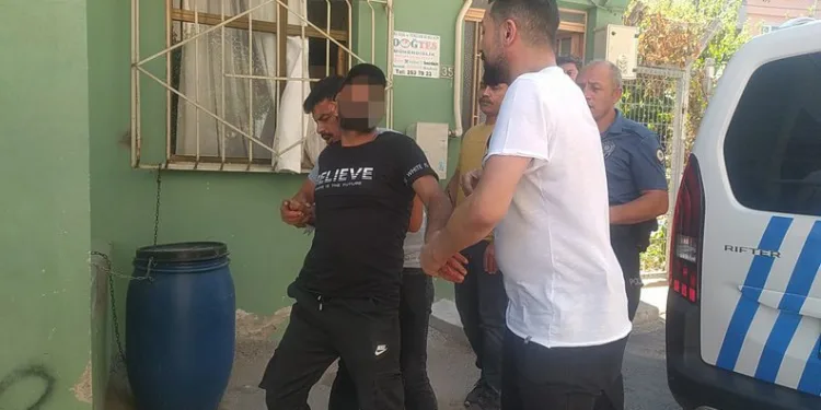 Bursa’da ailesine kızıp kendini rehin aldı