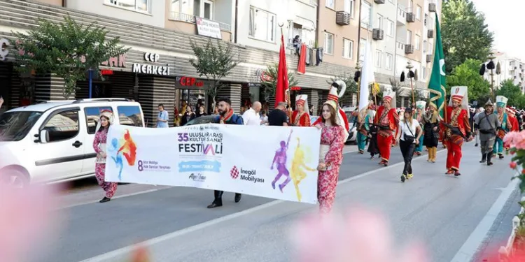İnegöl’de 15 gün sürecek festival coşkusu başladı
