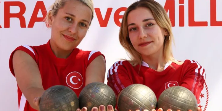 Şampiyon kardeşler Bursalılarla buluştu