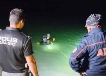 Kızı ve yeğenini kurtardı, kendi boğuldu