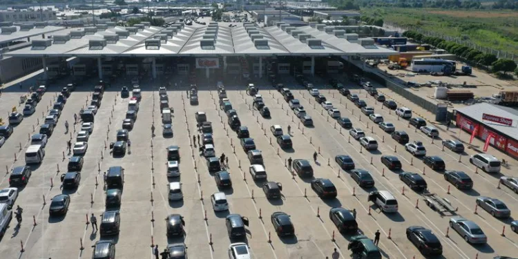 Gurbetçilerin Türkiye’ye gelişleri sürüyor