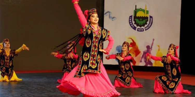 İnegöl’de festival coşkusu tüm hızıyla sürüyor