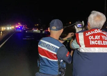 Üzerinden araçlar geçti! Bagajdan düşen bebek öldü