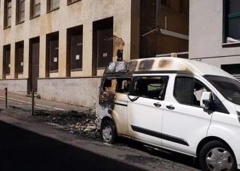 Türkiye’nin Stuttgart Başkonsolosluğu aracı kundaklandı